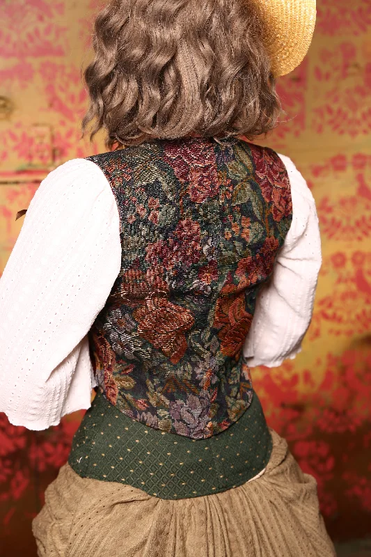 Cropped Marie bodice in Hobbiton Floral #8 - The Ivy & Oak Collection