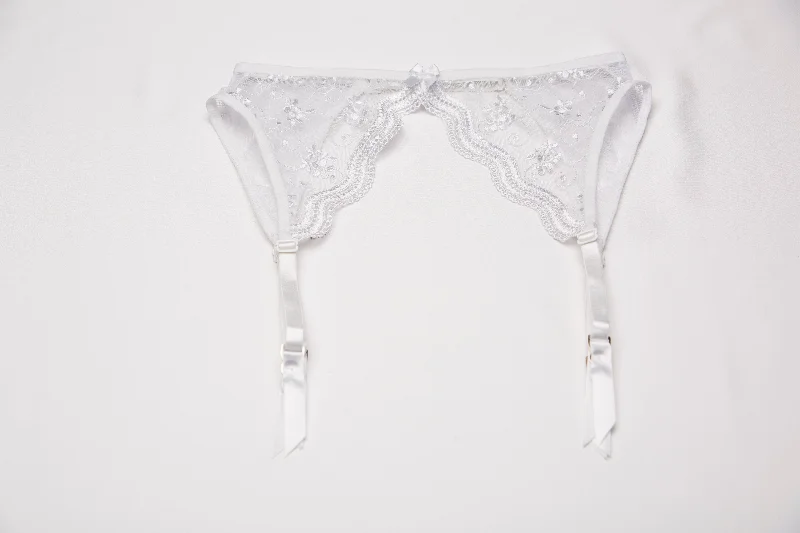 Scalloped Embroidery Garter Belt In White - Shirley Of Hollywood