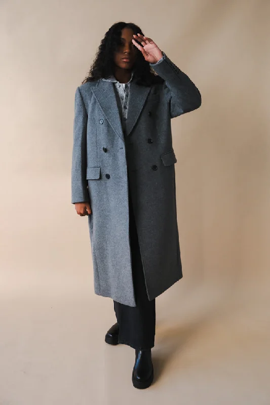 TAILORED DOUBLE-BREASTED WOOL COAT